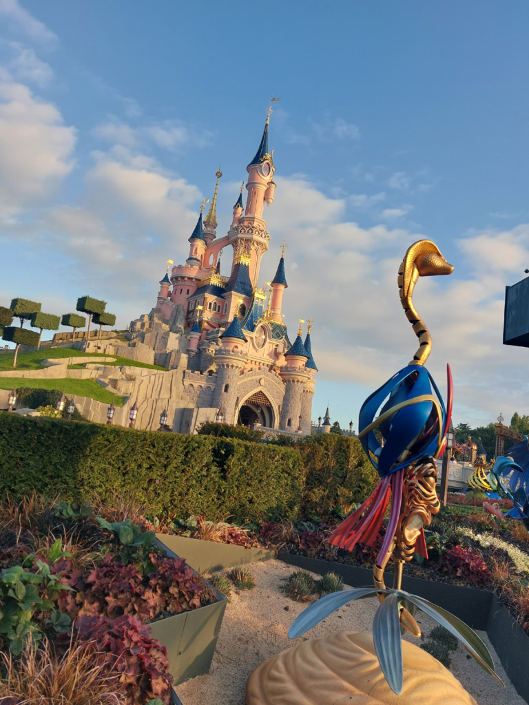 Disneyland Paris chateau parc attractions belle au bois dormant